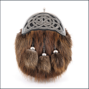 Beaver Sporran with Celtic Knot Cantle
